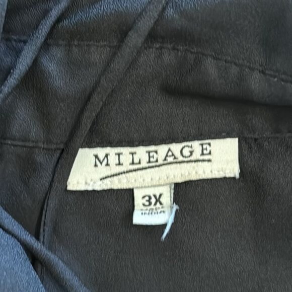 Sleeveless Black Lace-Up Blouse With Gold Zipper Pockets Mileage Brand 3X Polyes - Picture 3 of 7